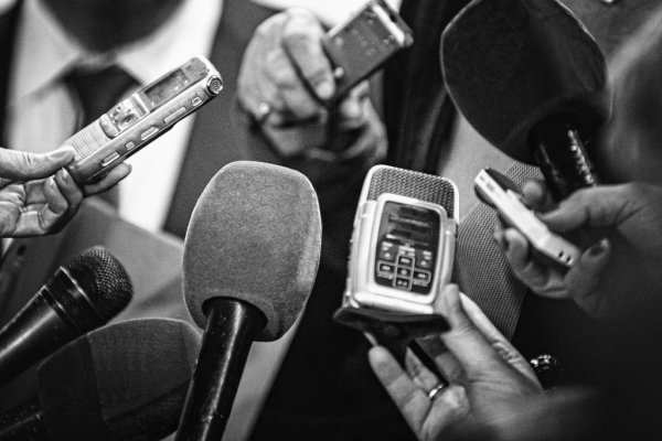 Власти Краснодара отрицают информацию о падении обломков на улице Героя Яцкова // Сообщалось о взрыве на улице Морской