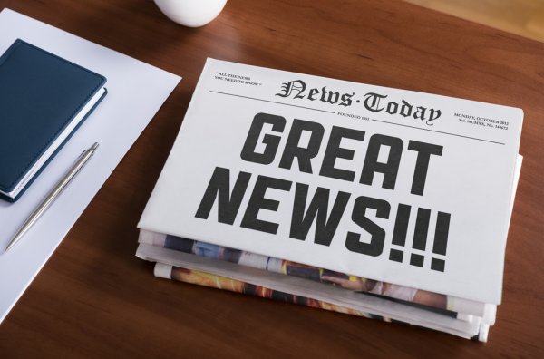 Читатели Daily Mail раскритиковали усмешку Байдена над матерью погибших детей