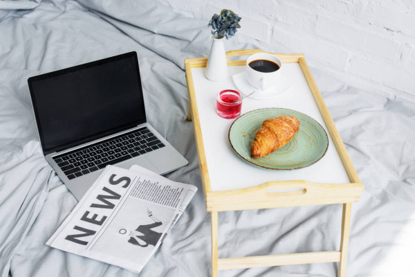Диана Анкудинова спела в МузLoft Как молоды мы были